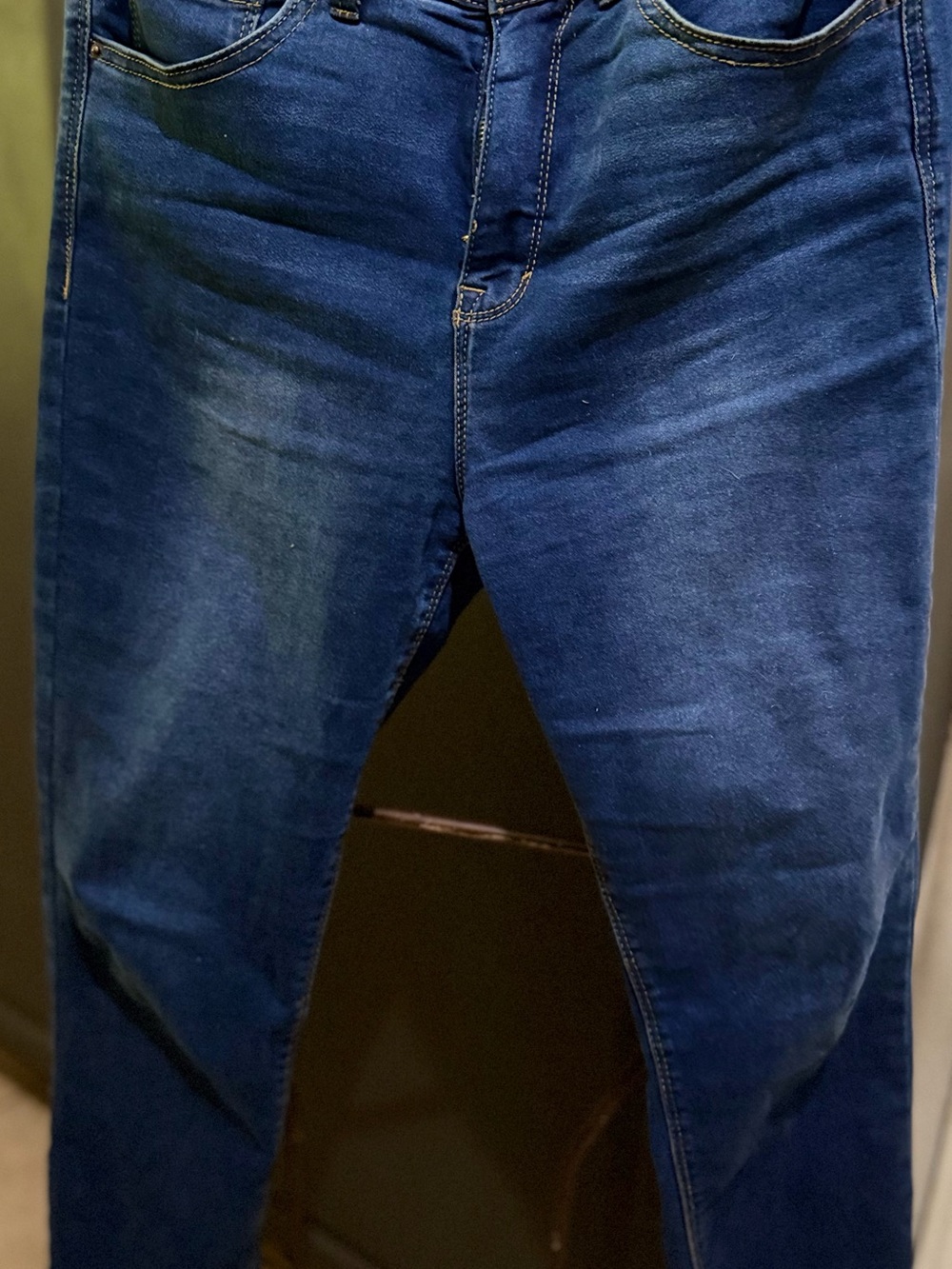 Women's Ankle-Length Slim Jeans in Dark Blue